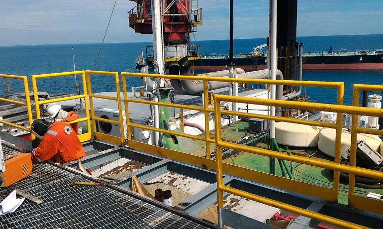 ONSHORE & OFFSHORE MANPOWER & EQUIPMENT SUPPLY